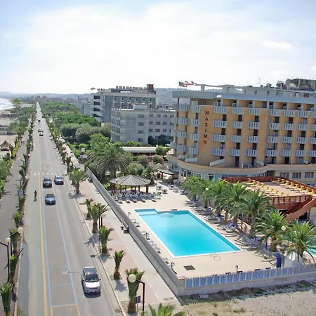 Maxim's Hotel Martinsicuro