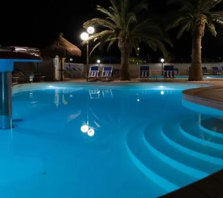 Otel Maxim's Martinsicuro