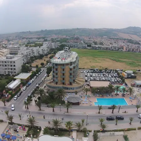 Maxim's Hotel Martinsicuro